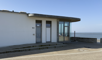 Öffentliches WC - an der Milchbar